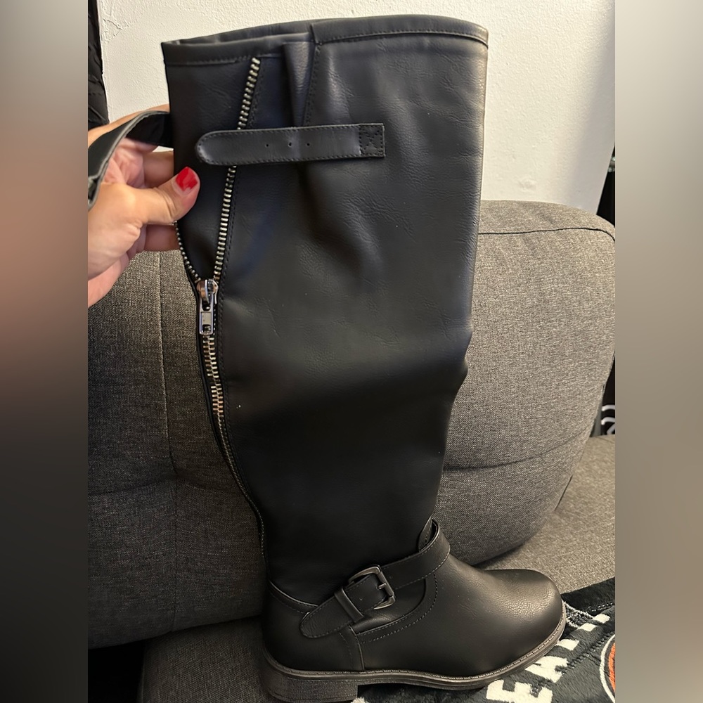 Brand New Womens Boots